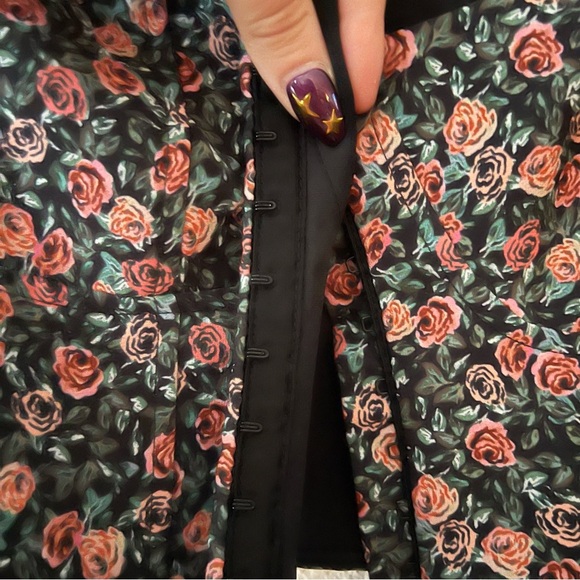 ZARA Pink Ditzy Floral Long Sleeve Corset Bustier Style Crop Top Size Small - Picture 4 of 5